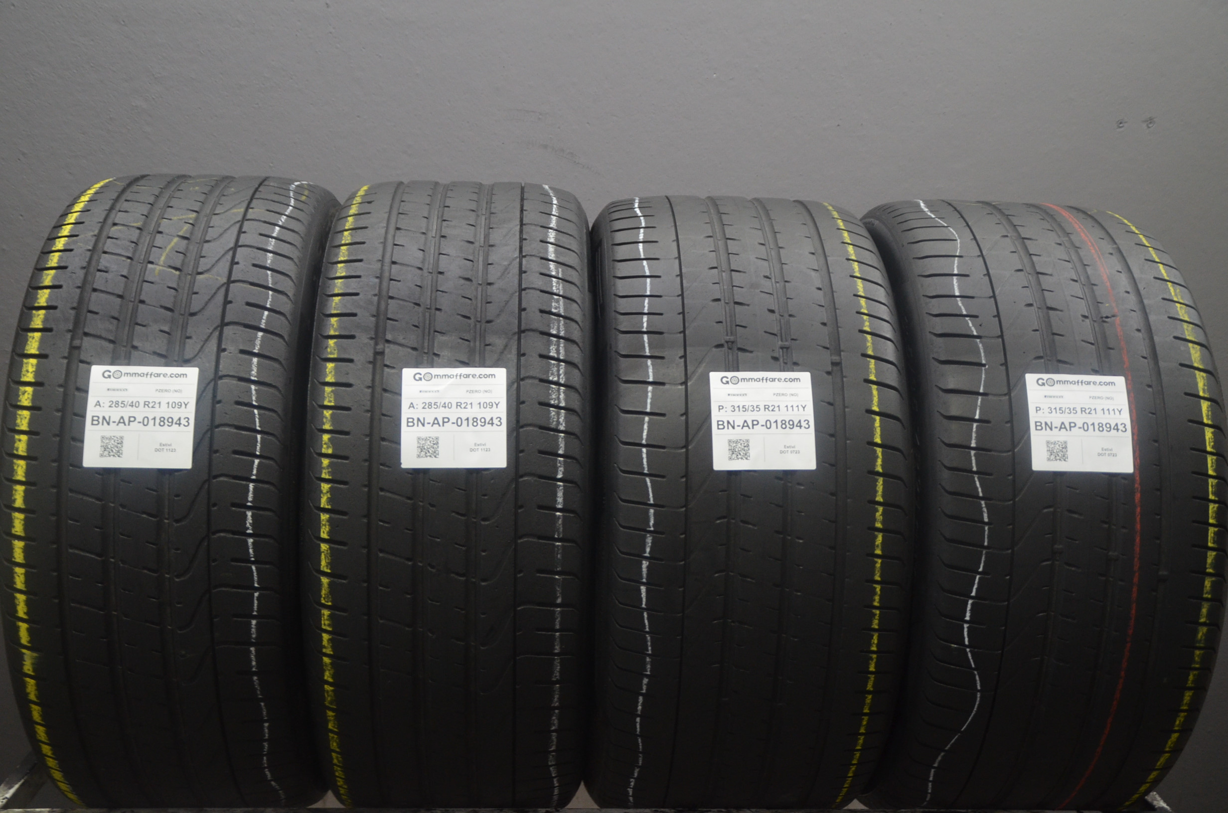 Pirelli PZERO (NO) 285/40 R21