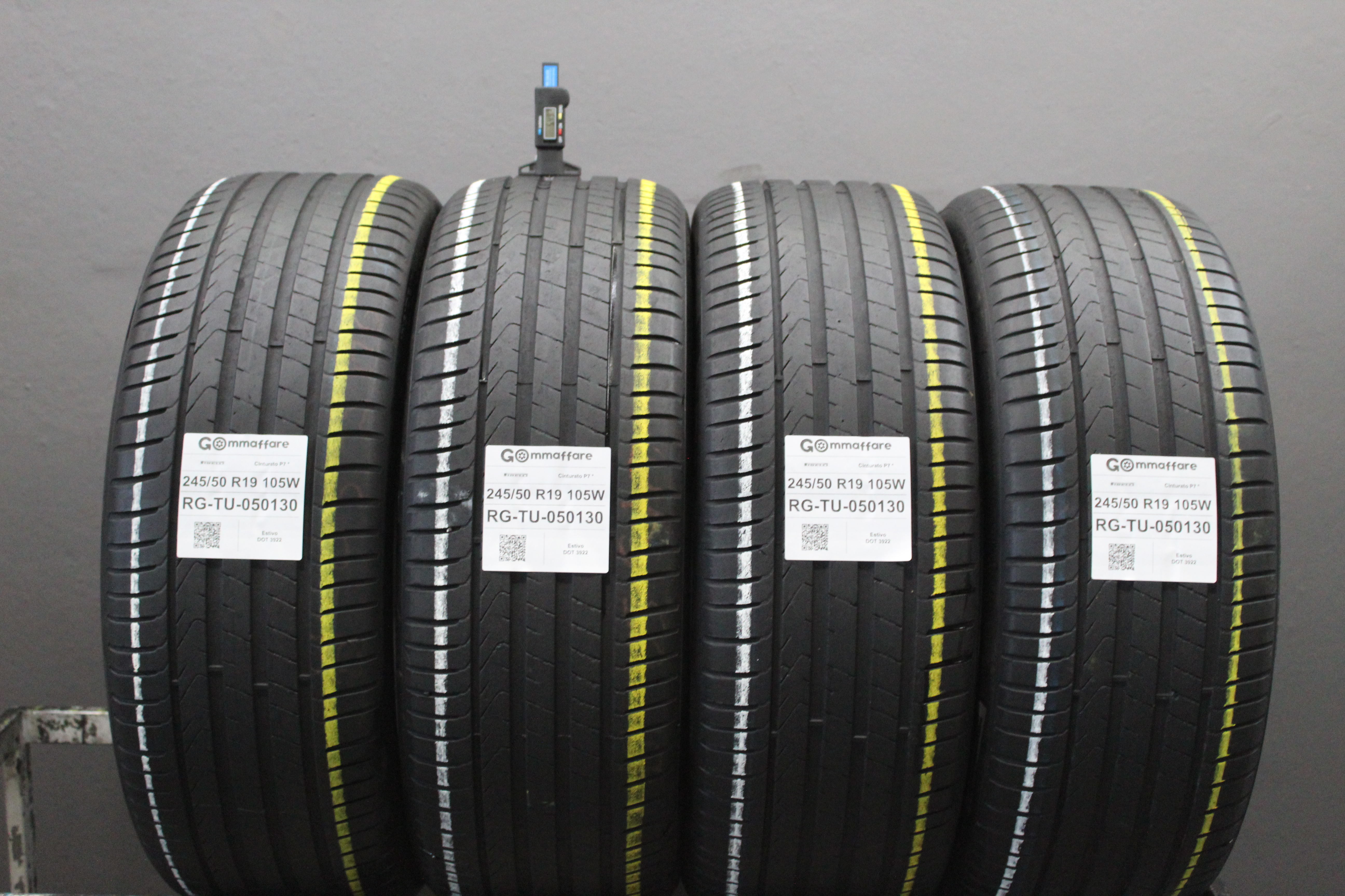 Pirelli Cinturato P7 * 245/50 R19
