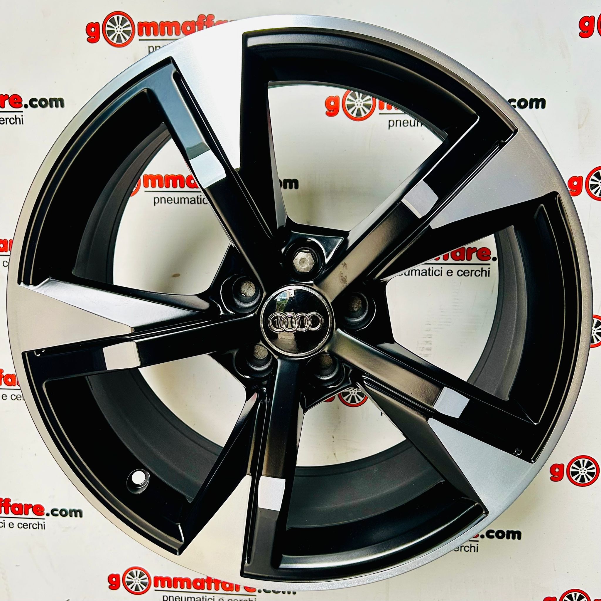 Audi A1 New 2021 17"