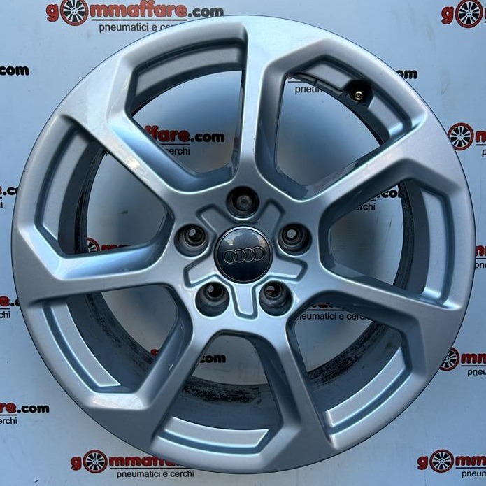 Audi Q2 81A601025D 17"