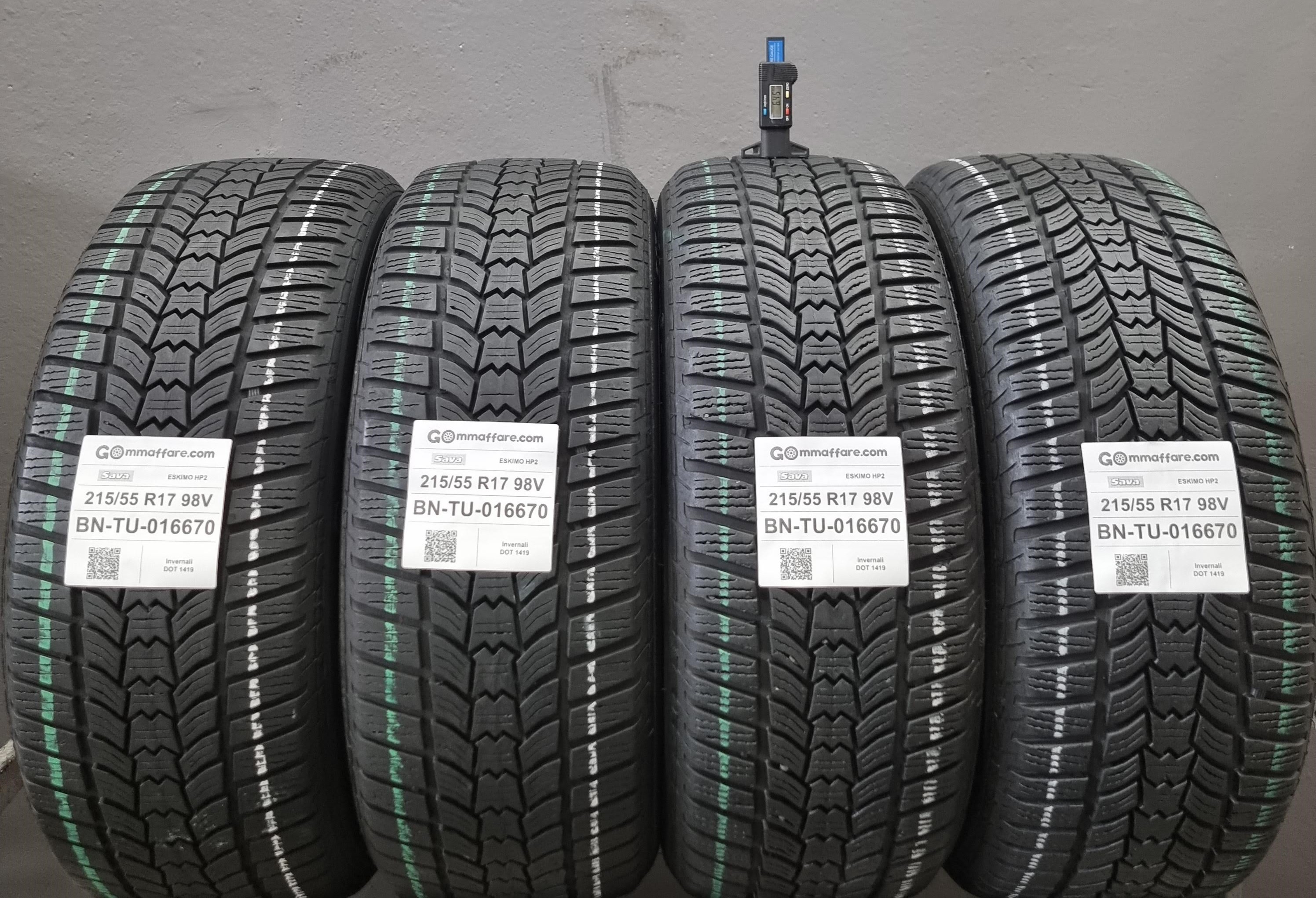 Sava ESKIMO HP2 215/55 R17