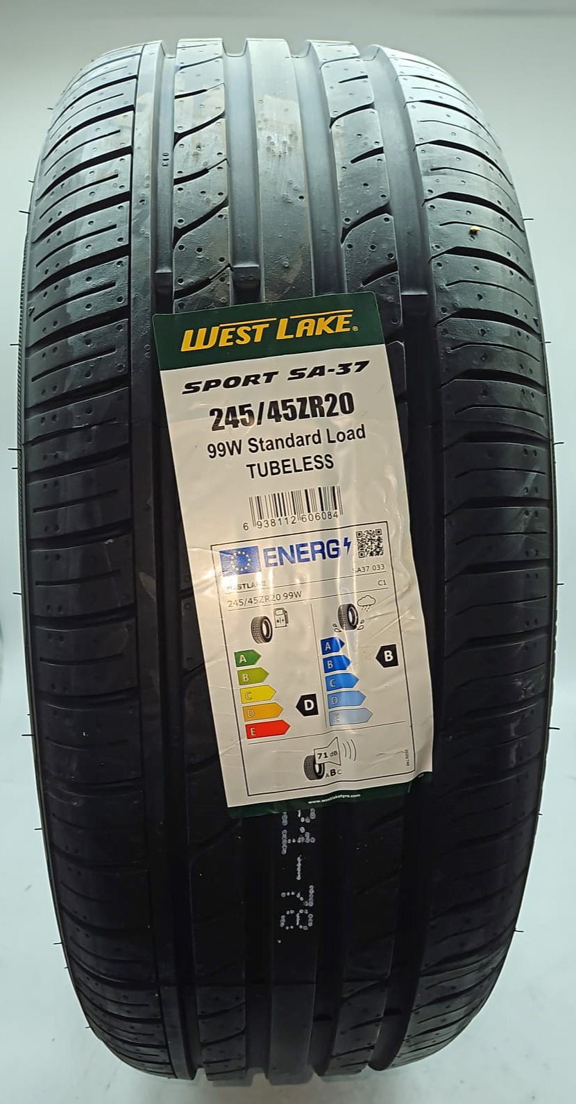 Westlake SPORT SA37 245/45 R20