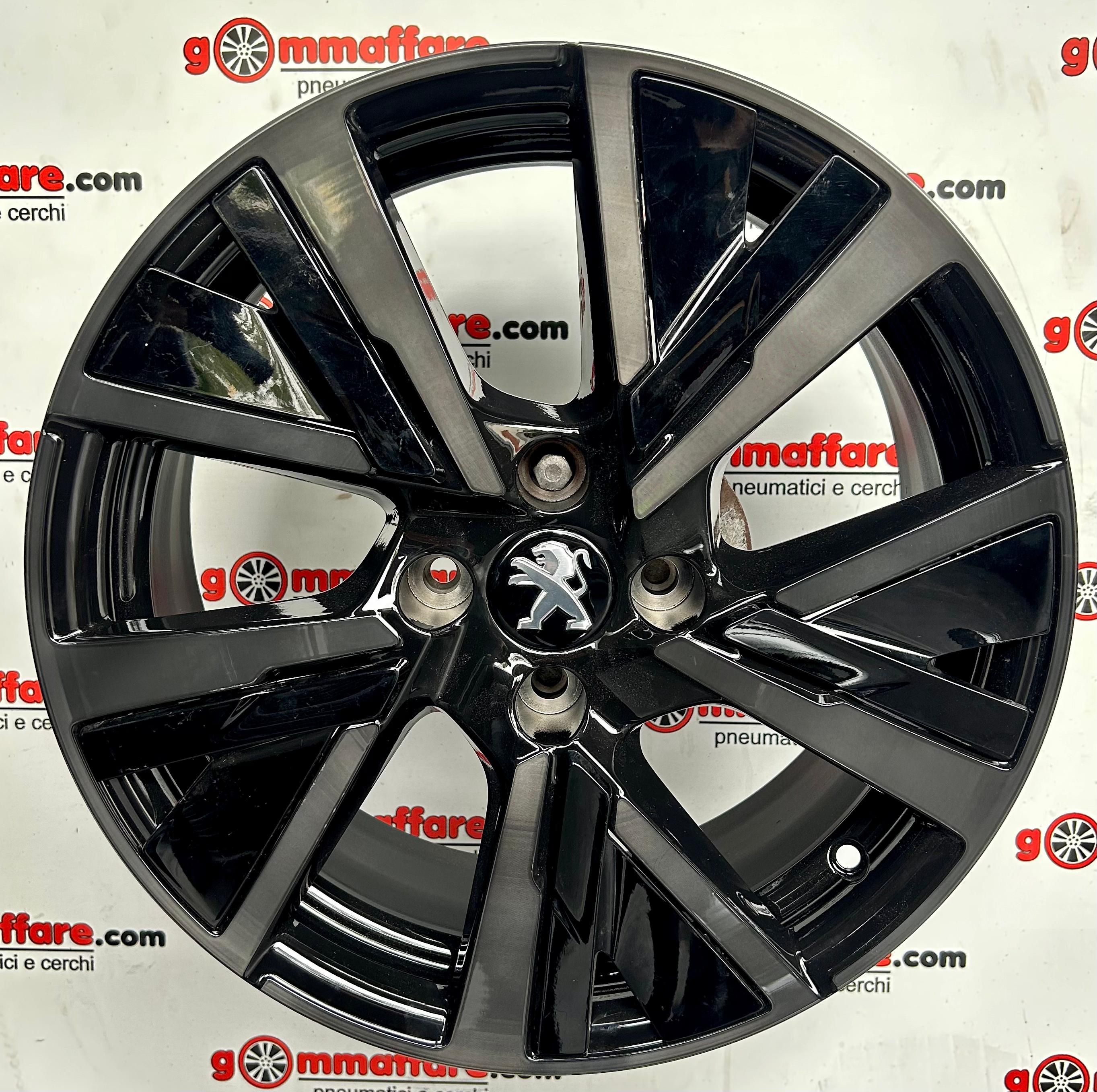 Peugeot 208 GT NEW 17"