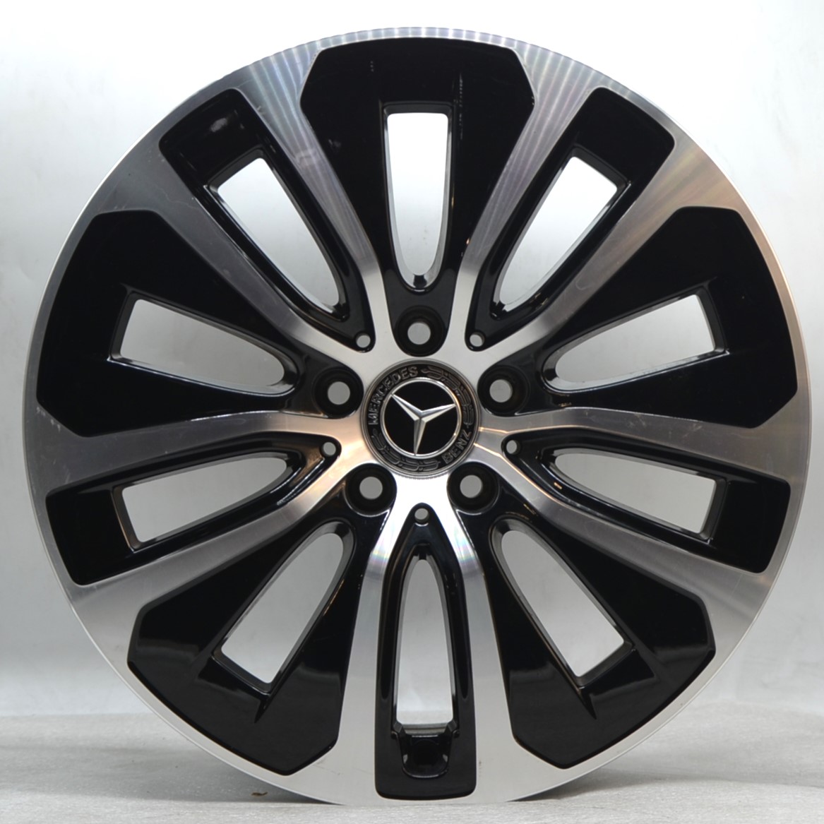 Mercedes Benz GLC - A2544015100 18"