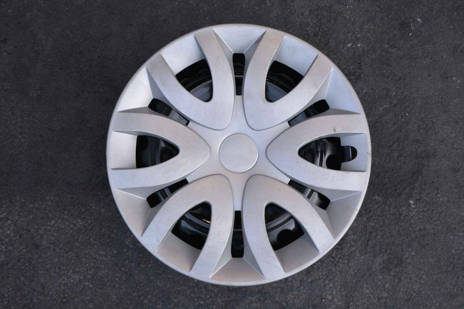 Hyundai KIA 15"