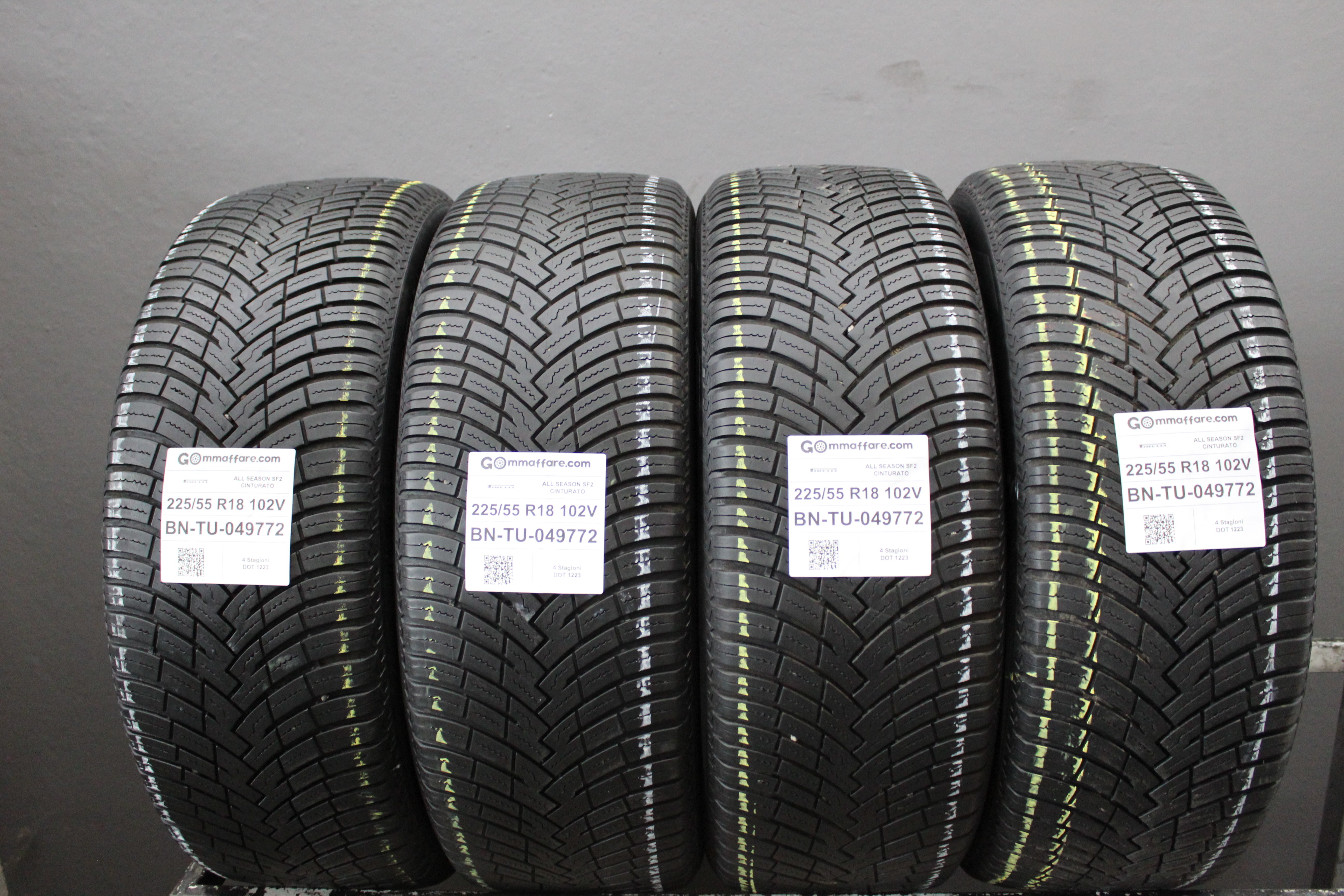 Pirelli ALL SEASON SF2 CINTURATO 225/55 R18