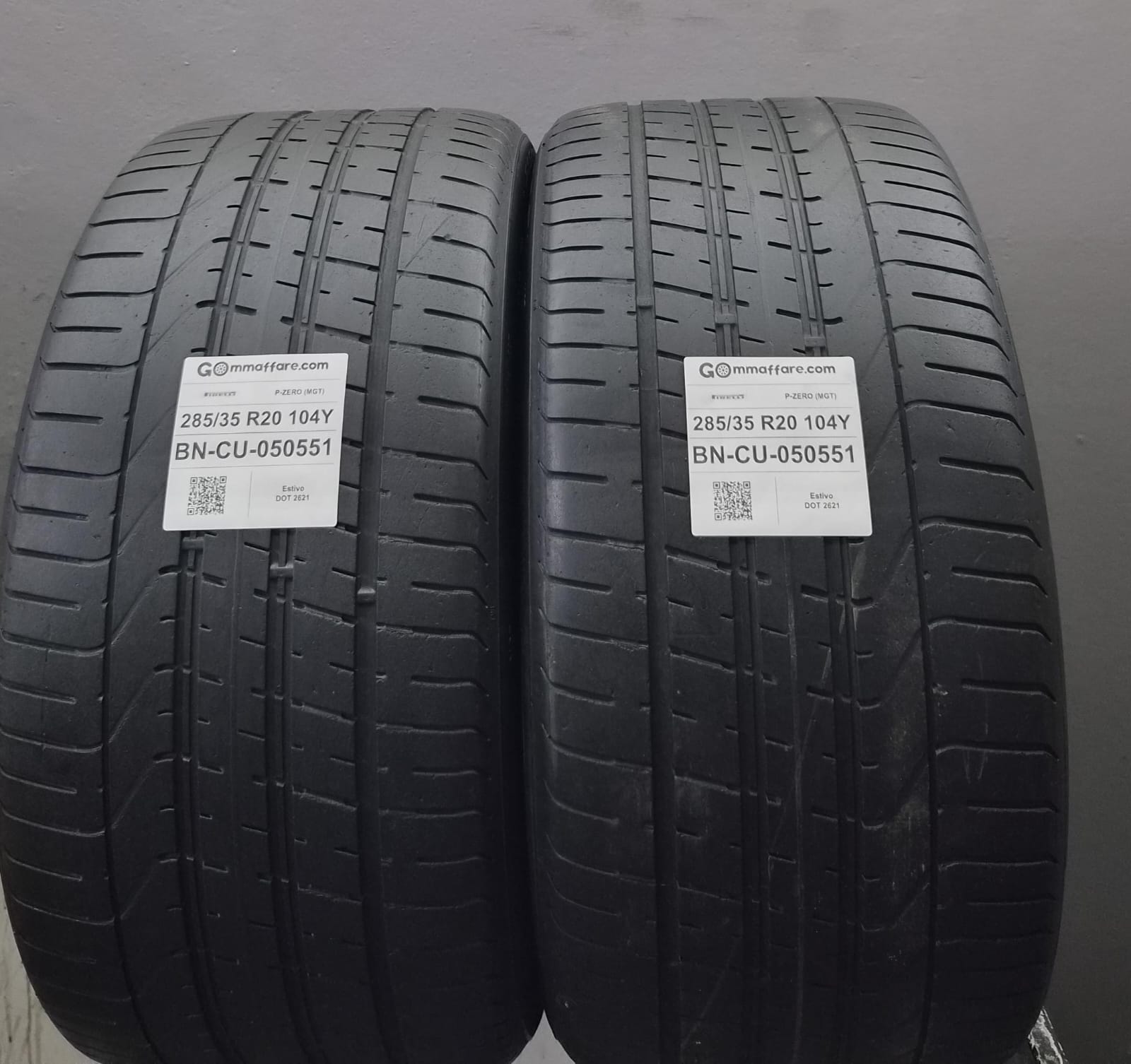 Pirelli P-ZERO (MGT) 285/35 R20