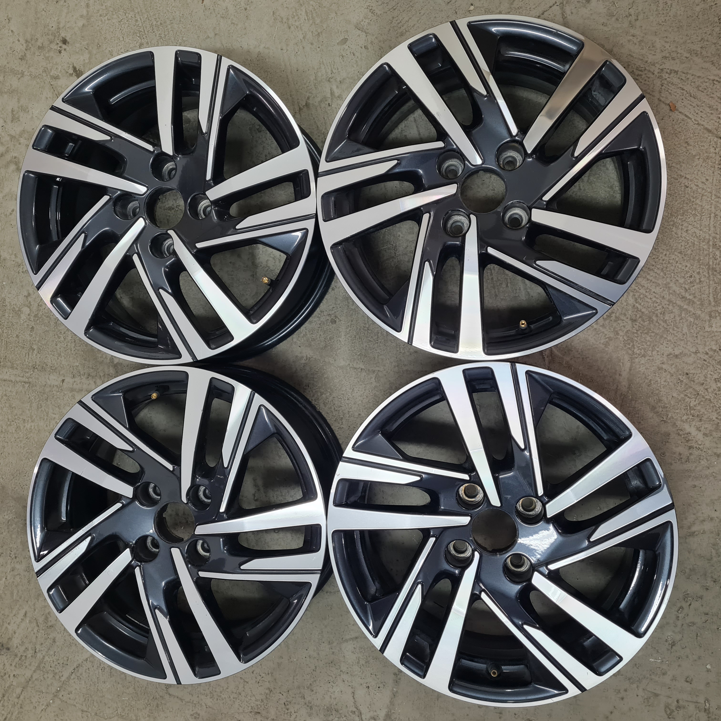 Peugeot 208 (P21) SOHO 9825165280 16"