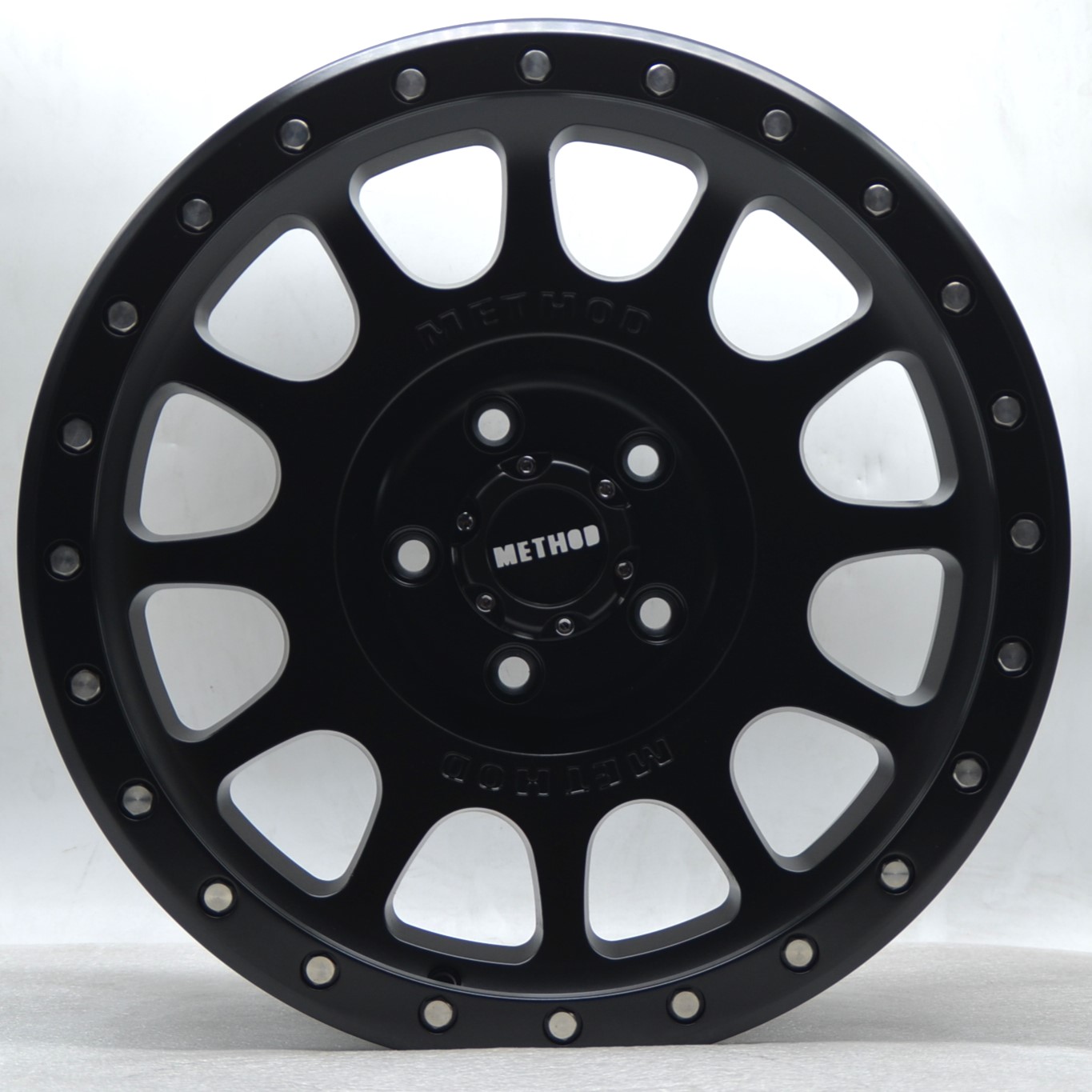 Inovit fig208 - JEEP WRANGLER 17"