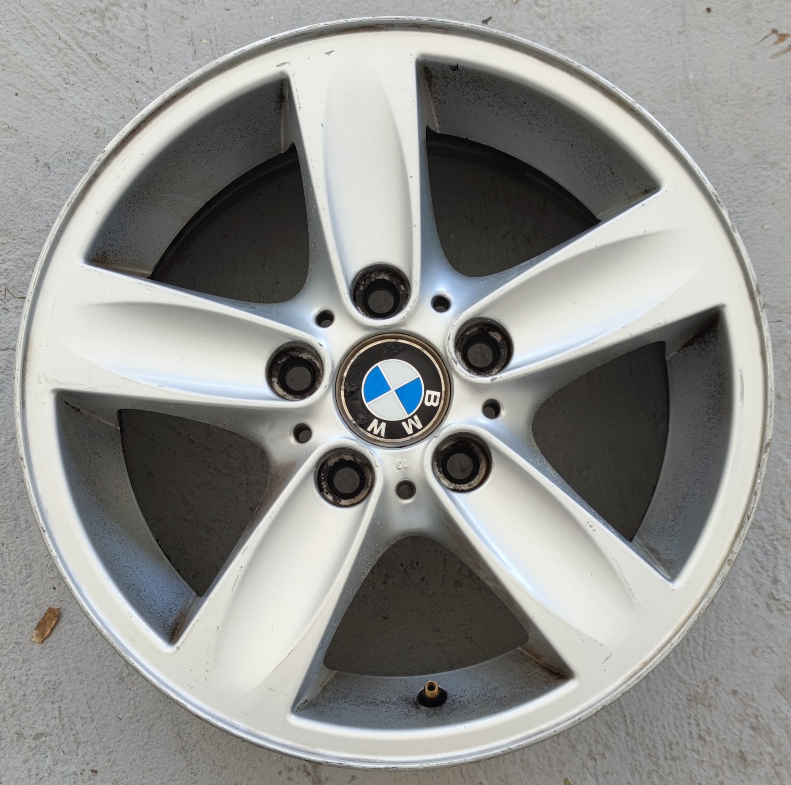 Bmw SERIE 1 16"