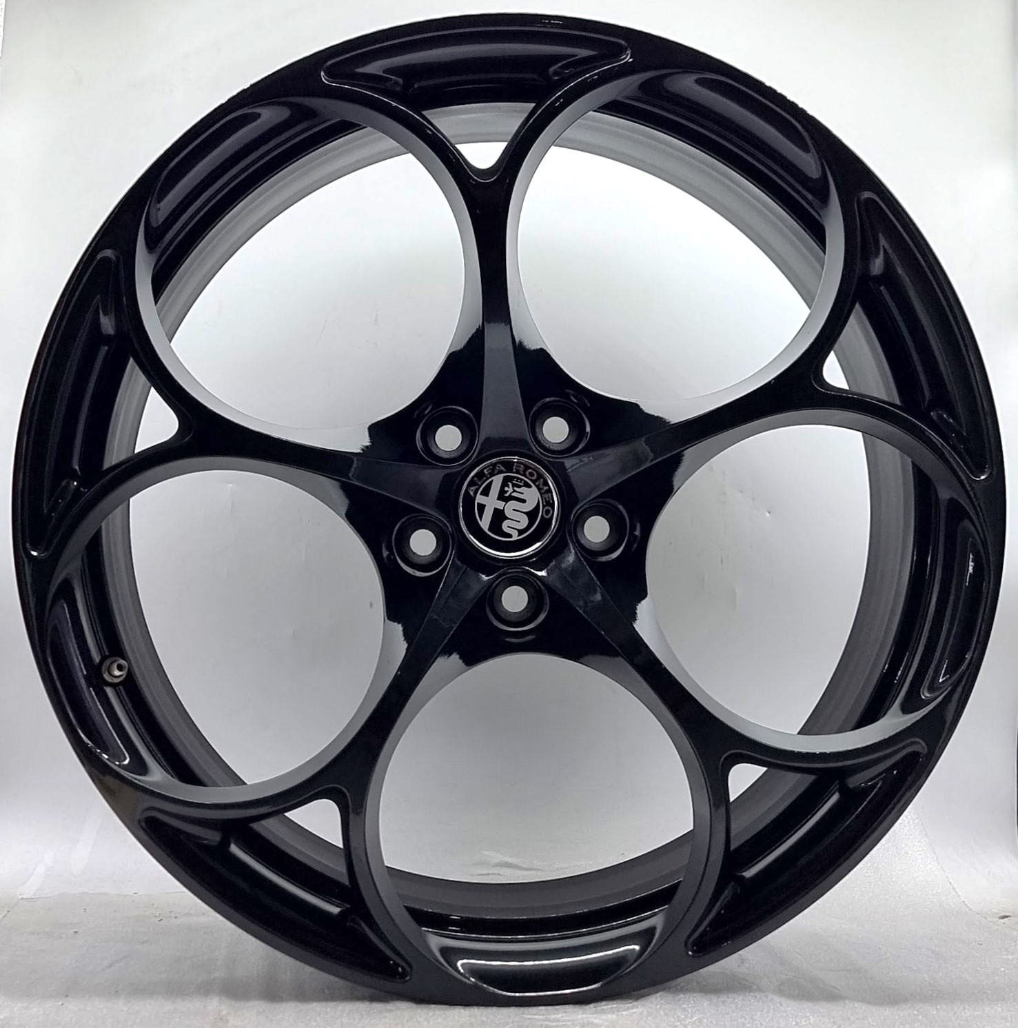 Alfa Romeo STELVIO QUAD-VERDE - 156117311 - 156117303