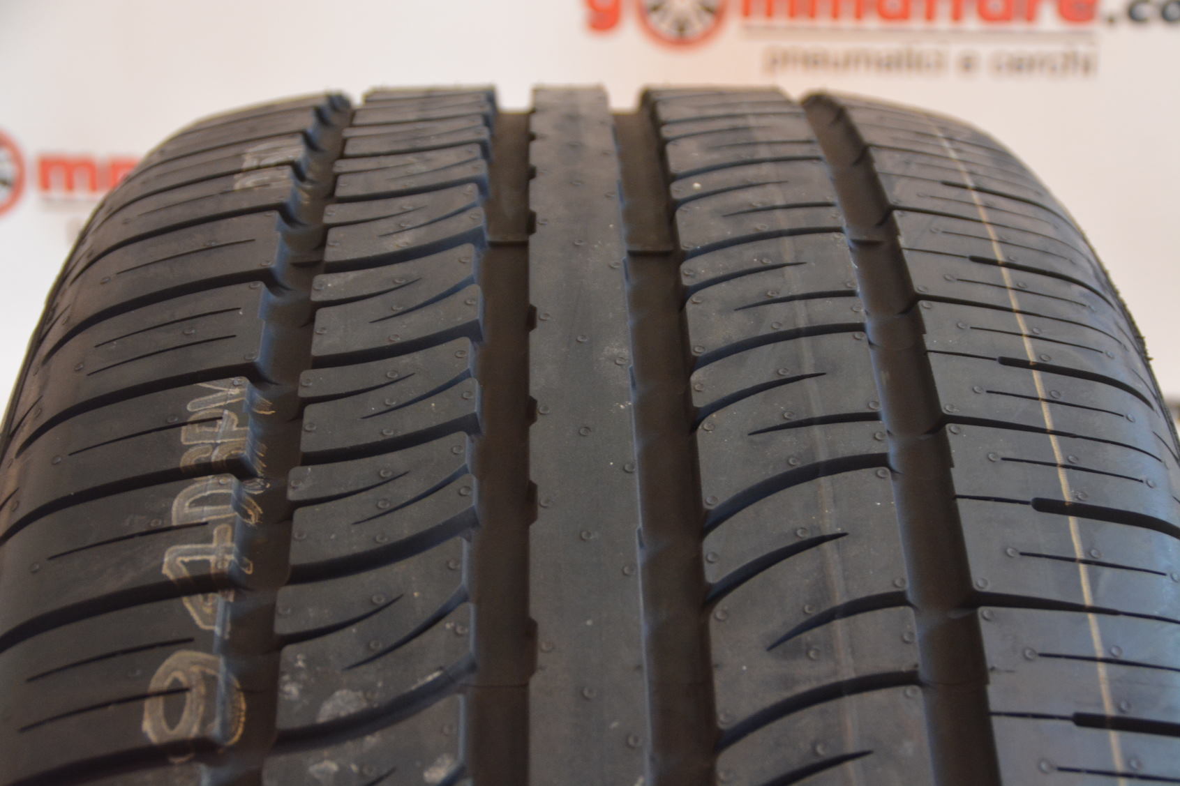 Pirelli SCORPION ZERO  MO1 XL 295/40 R22