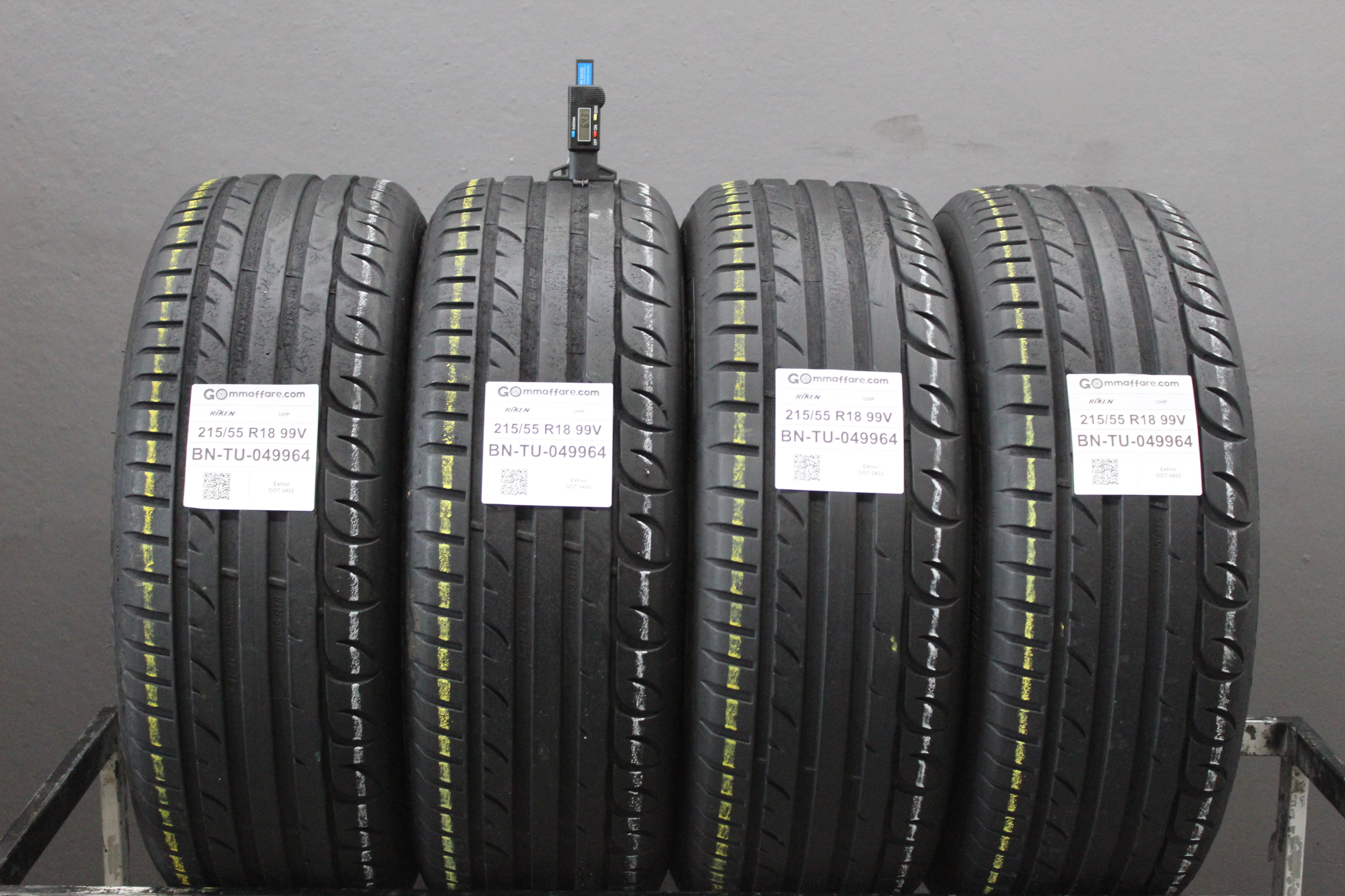Riken UHP 215/55 R18
