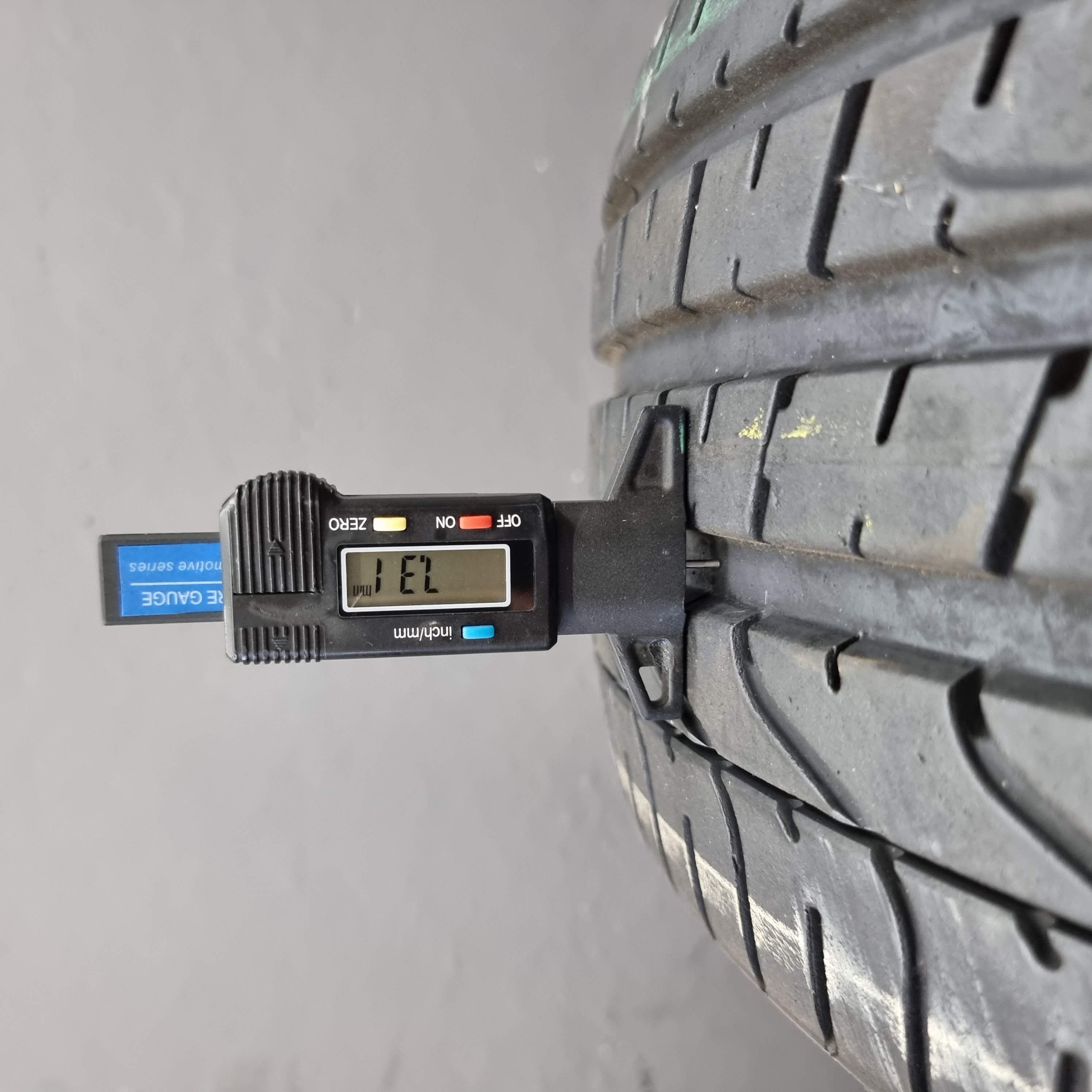 Pirelli PZERO F01 245/35 R20