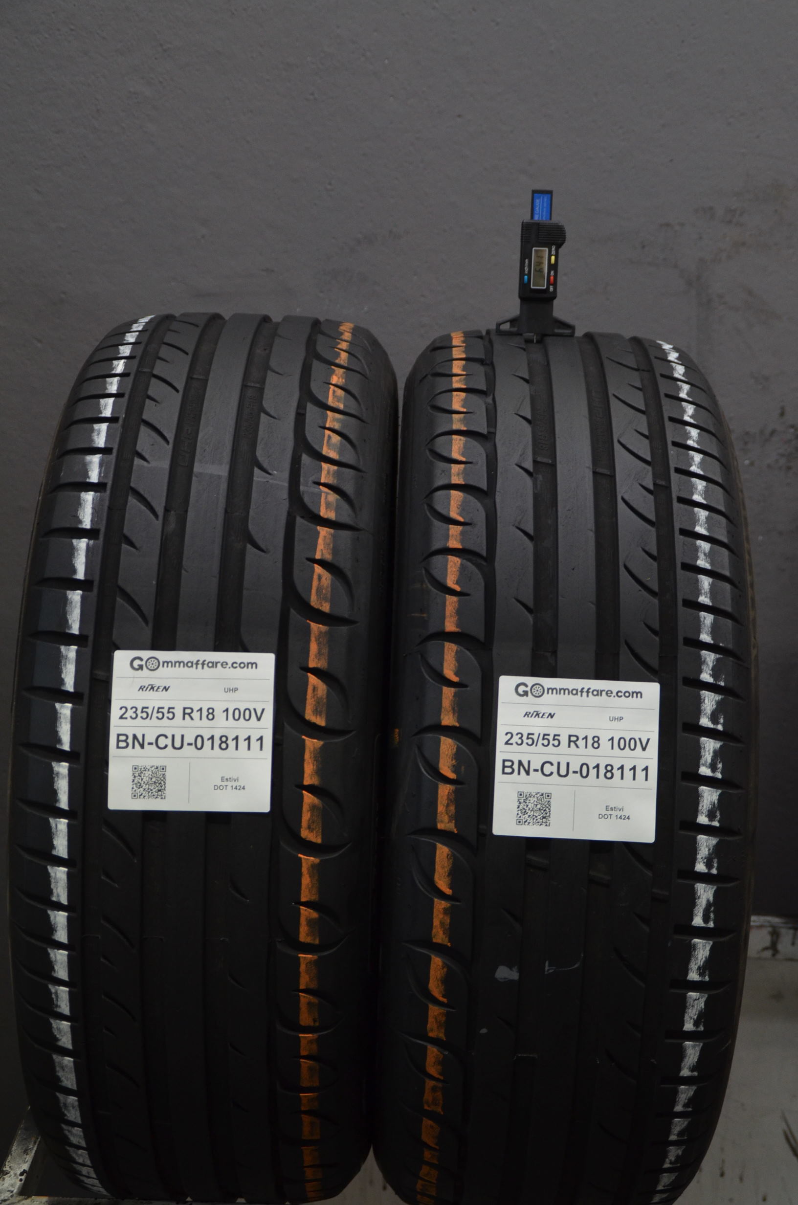 Riken UHP 235/55 R18