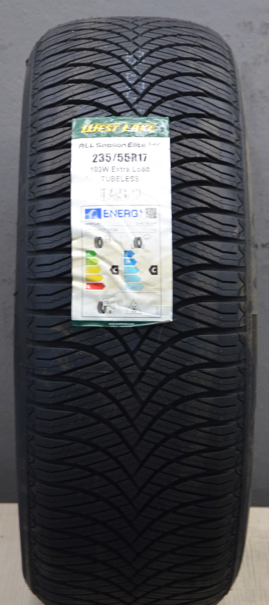 Westlake Z401 XL 235/55 R17