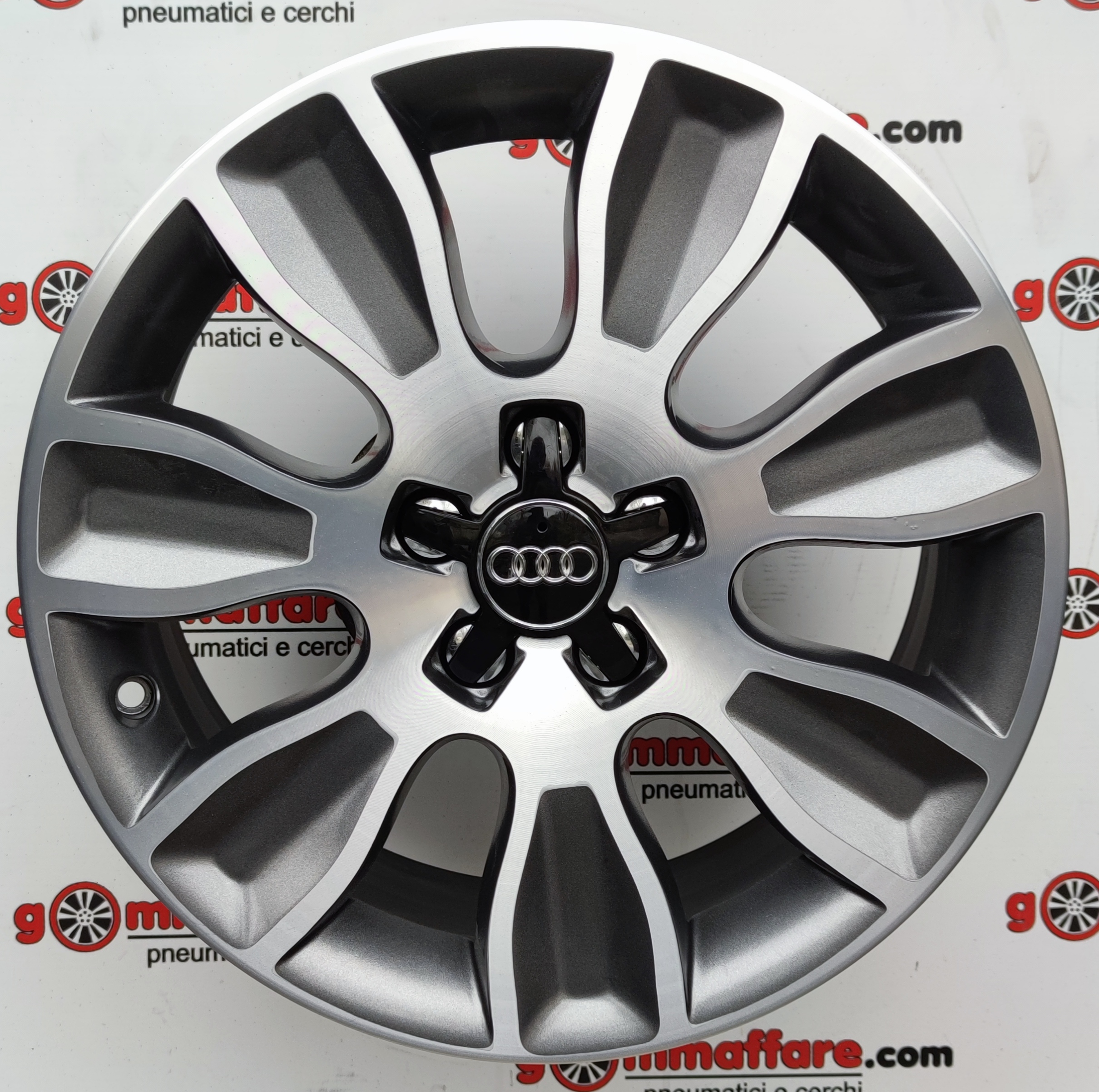 Audi A1 16"