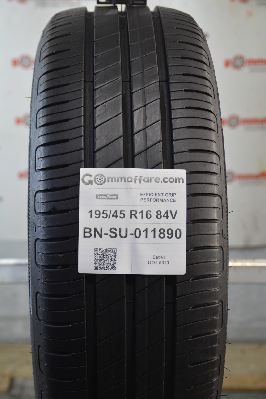 Goodyear EFFICIENT GRIP PERFORMANCE 195/45 R16