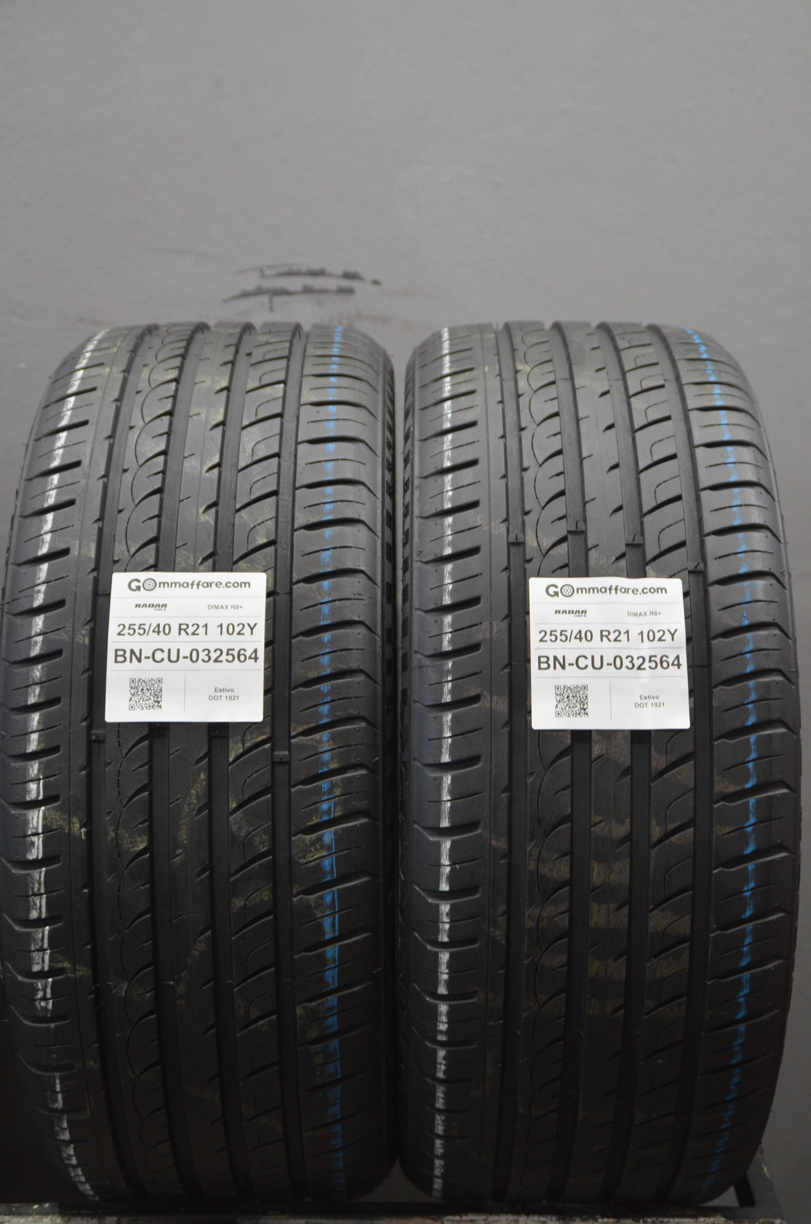 Radar DIMAX R8+ 255/40 R21