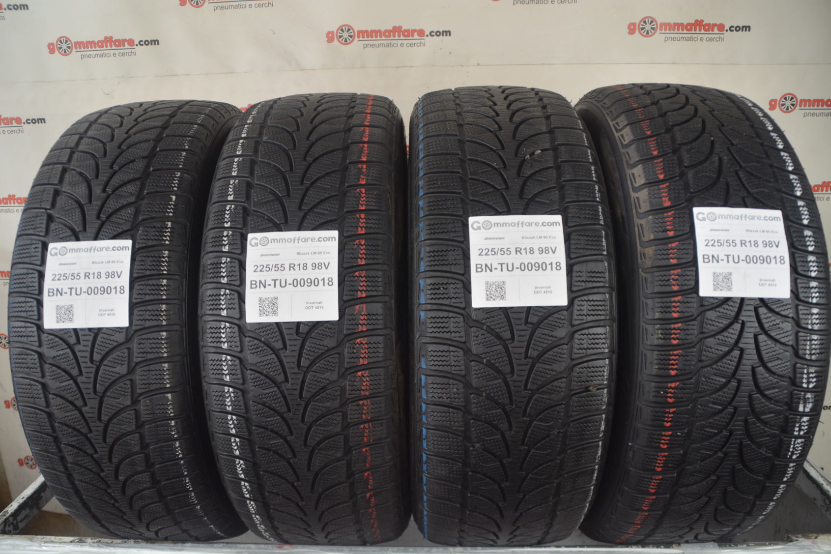 Bridgestone Blizzak LM-80 Evo