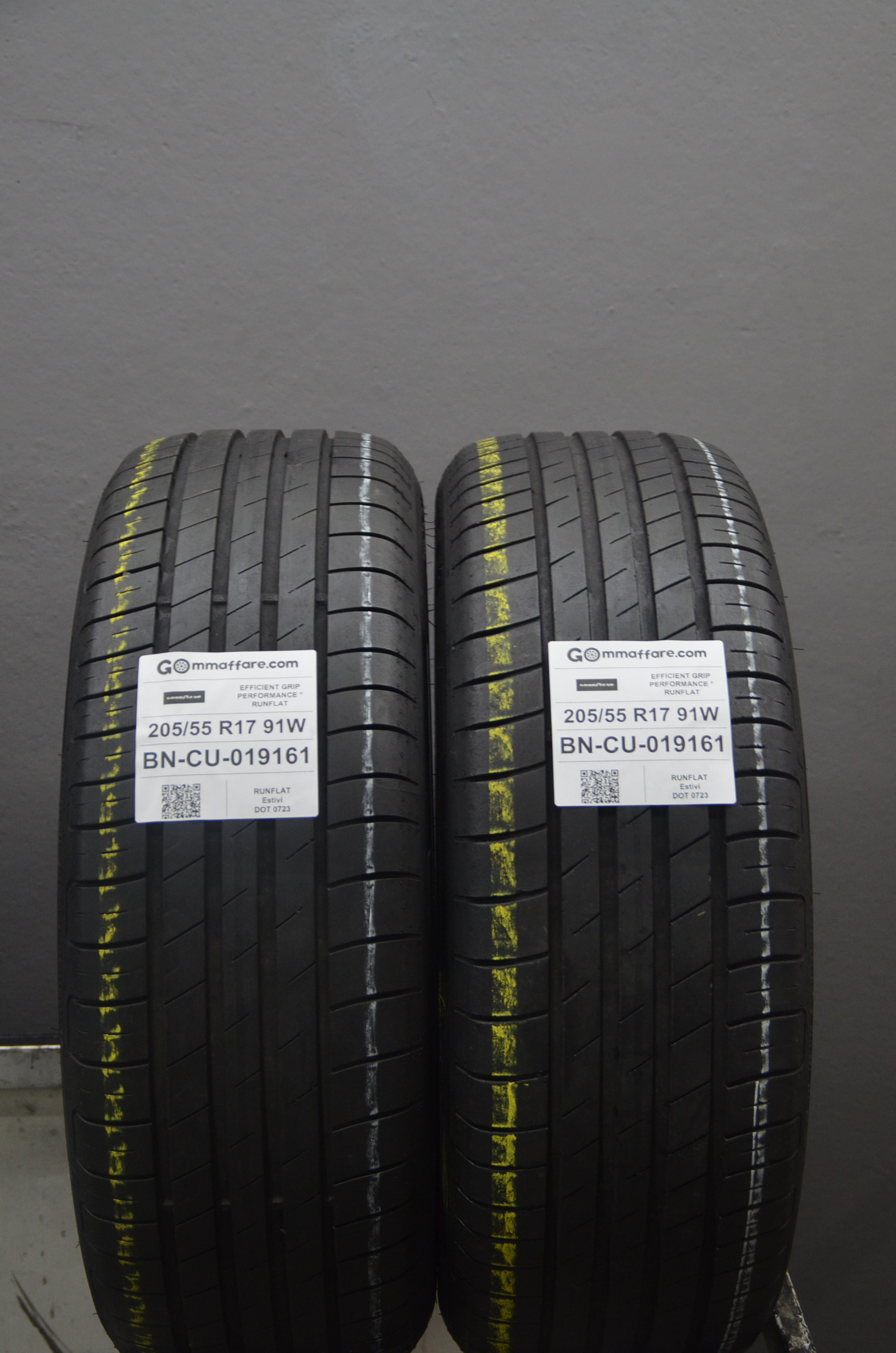 Goodyear EFFICIENT GRIP PERFORMANCE * RUNFLAT 205/55 R17