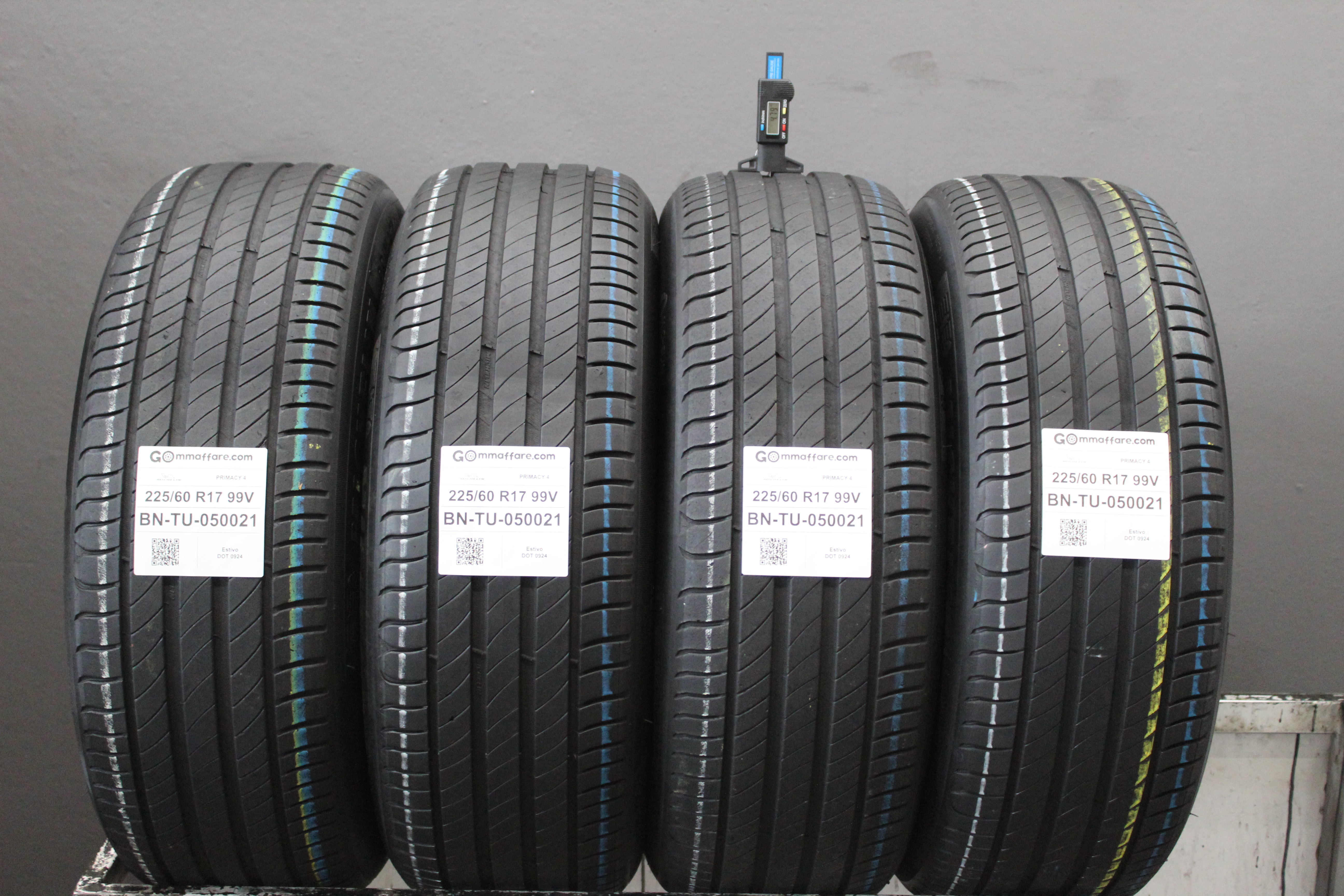 Michelin PRIMACY 4 225/60 R17